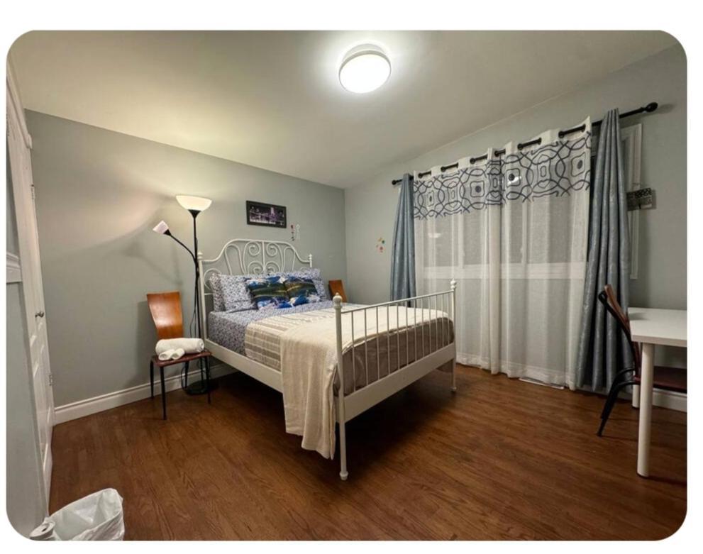 Lina'S Place Saint Catharines Экстерьер фото